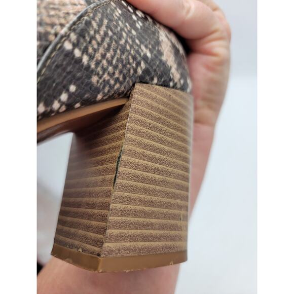 Pierre Dumas Snakeskin Chunky Heel Ankle Booties Boot Side Zip Square Toe Size 8 - Picture 9 of 11